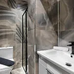 Stylish & Spacious In The Heart Of 3* Λιντς