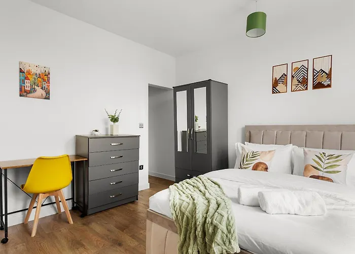 Stylish & Spacious In The Heart Of 公寓 利兹